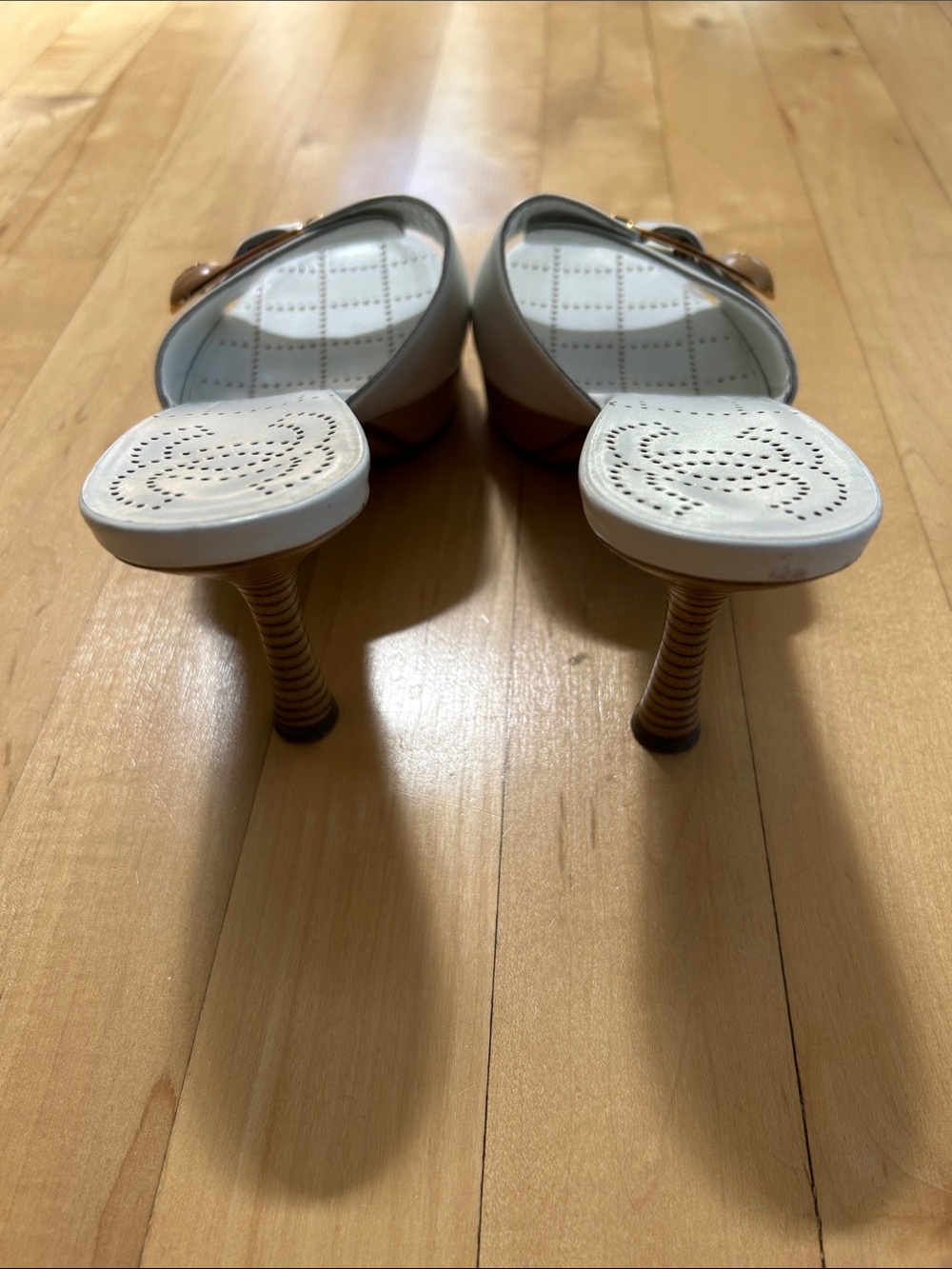 CHANEL White Leather Slide Mules with Gold & Wood Buckle - Picture 2 of 4